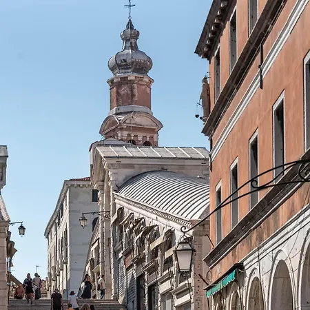 Il Leone Di Rialto 아파트 *